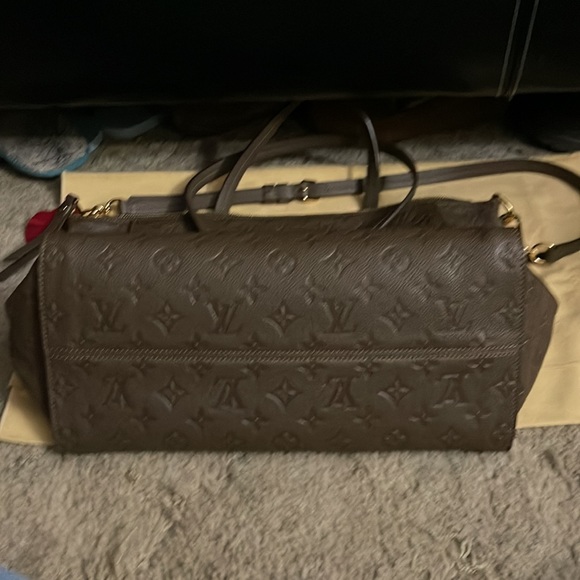 Brand New Lumineuse PM Empr Ombré Louis Vuitton’s. Includes Dust Bag. - Picture 6 of 7